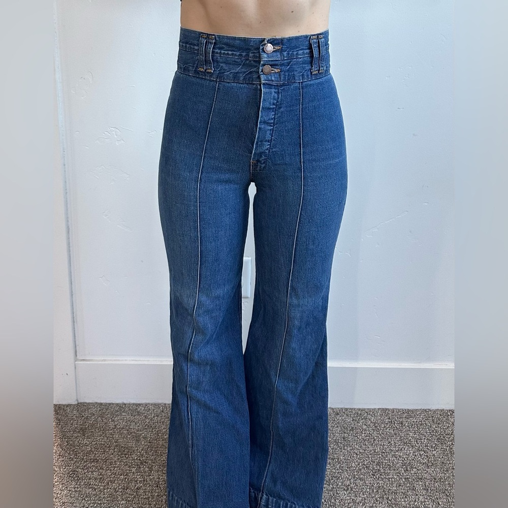 Vintage High Waisted Denim Jeans - 26”